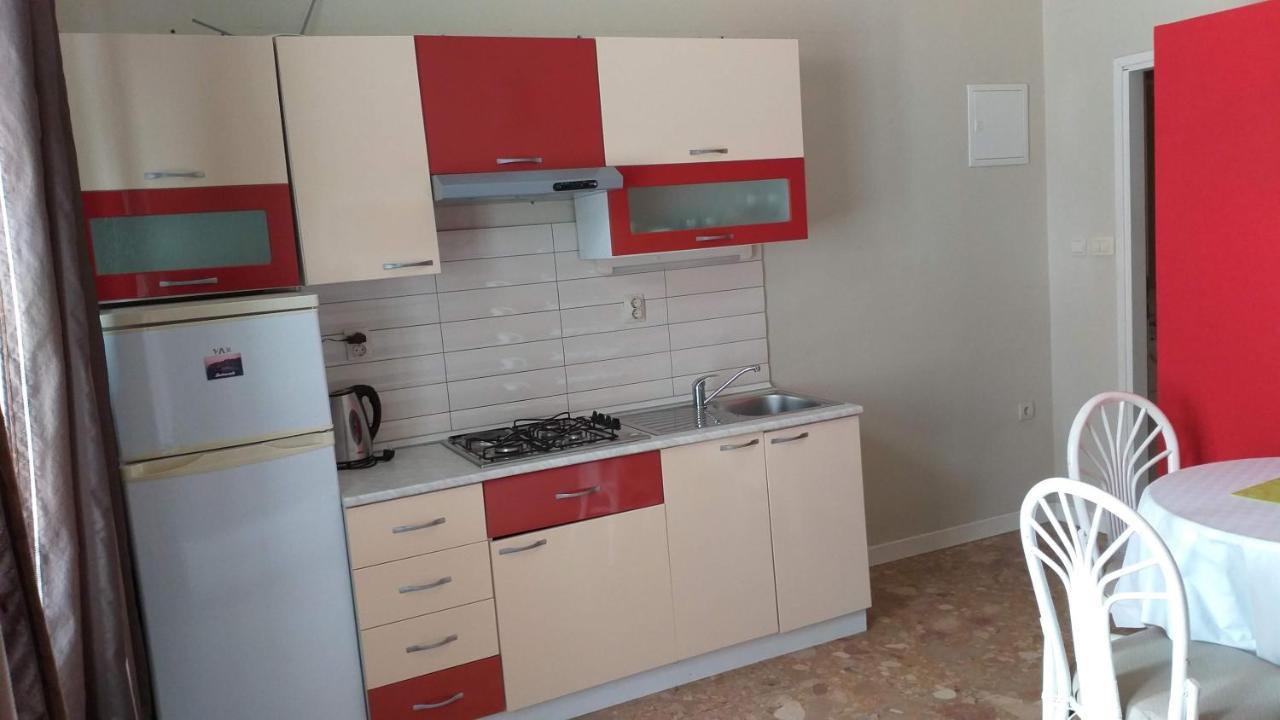 Apartmani Niko Drasnice Exteriör bild