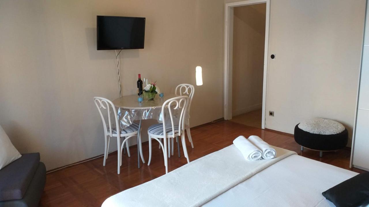 Apartmani Niko Drasnice Exteriör bild