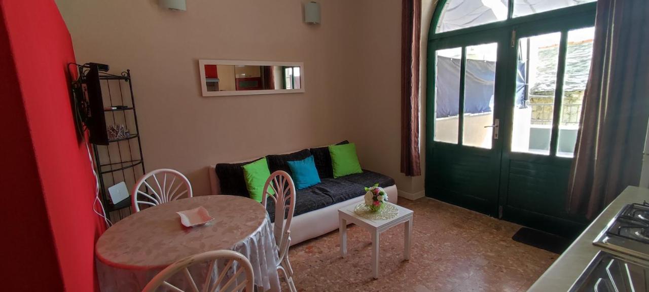 Apartmani Niko Drasnice Exteriör bild